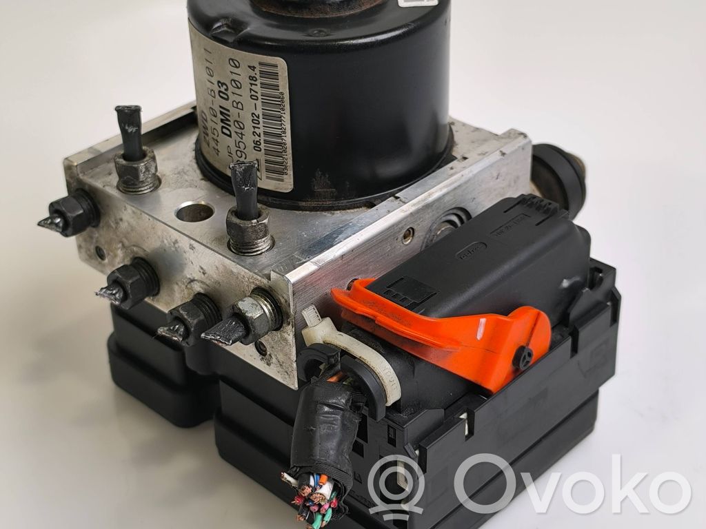 Subaru Justy ABS bloks 
