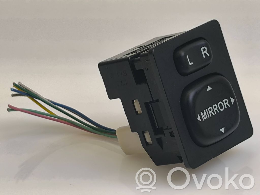 Wing mirror switch   769746,183574
