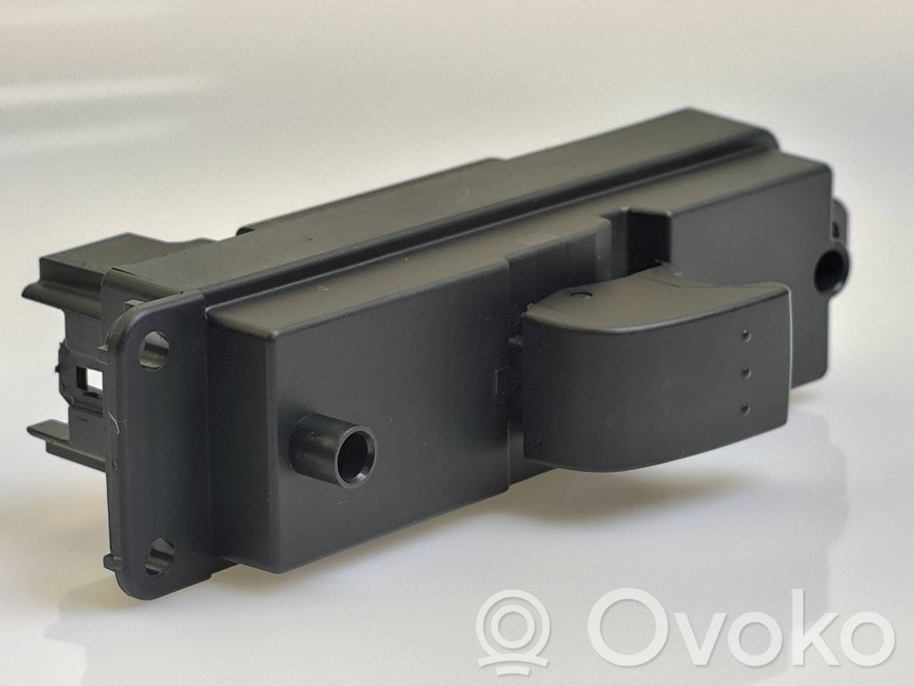 Electric window control switch   03123120
