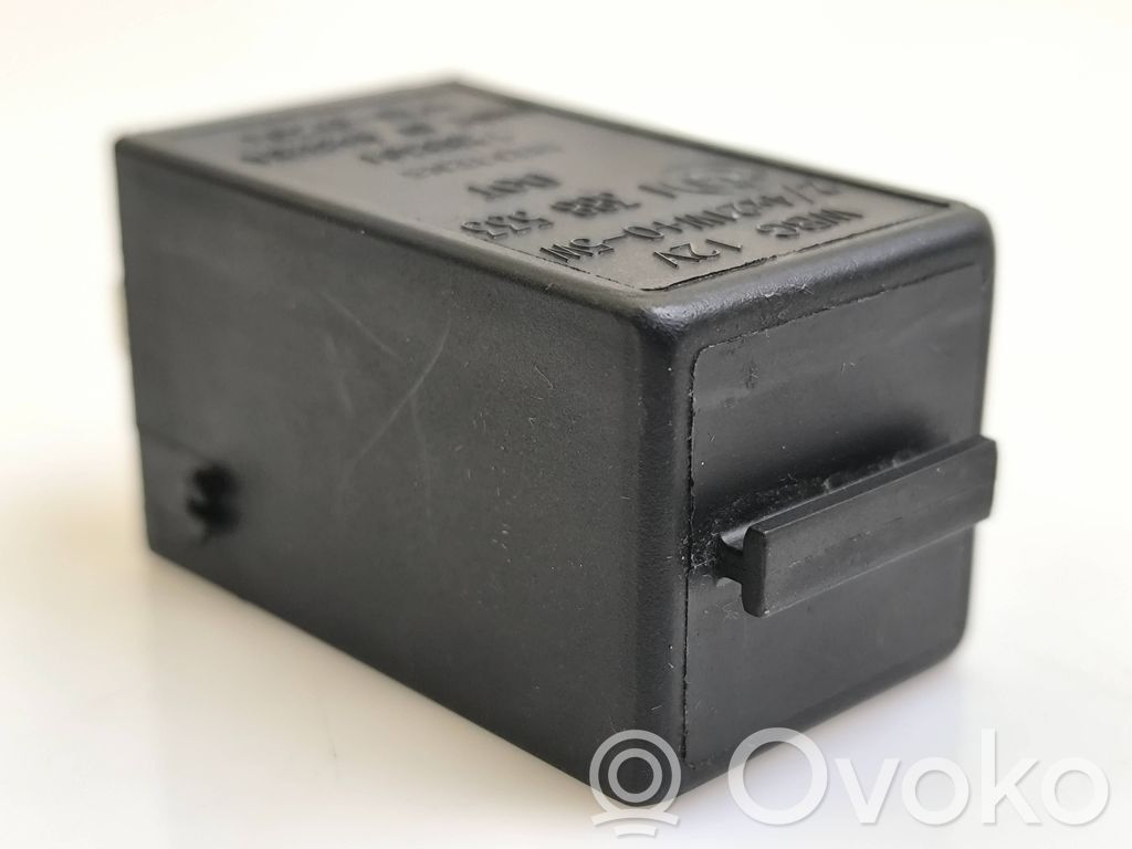 Other relay   1388533,72BB301