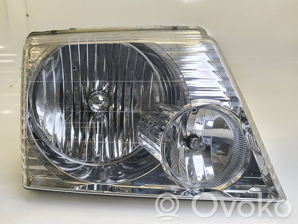 Headlight/headlamp   1L2X13005A