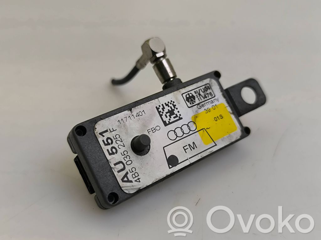 Audi A6 S6 C5 4B Antenos stiprintuvas 