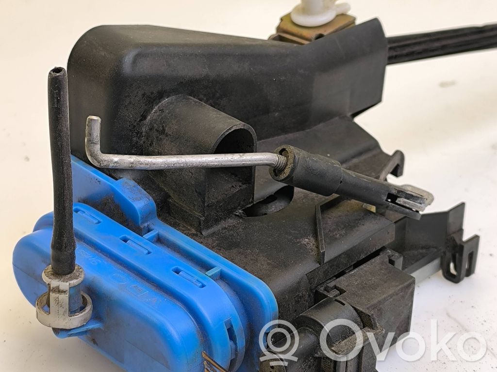 Audi A4 S4 B5 8D Rear door lock 