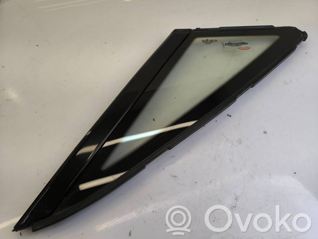 Audi A8 S8 D2 4D Rear side window 