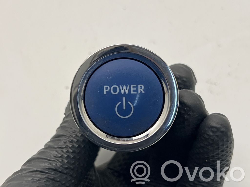 Toyota RAV 4 (XA40) Engine start stop button switch 