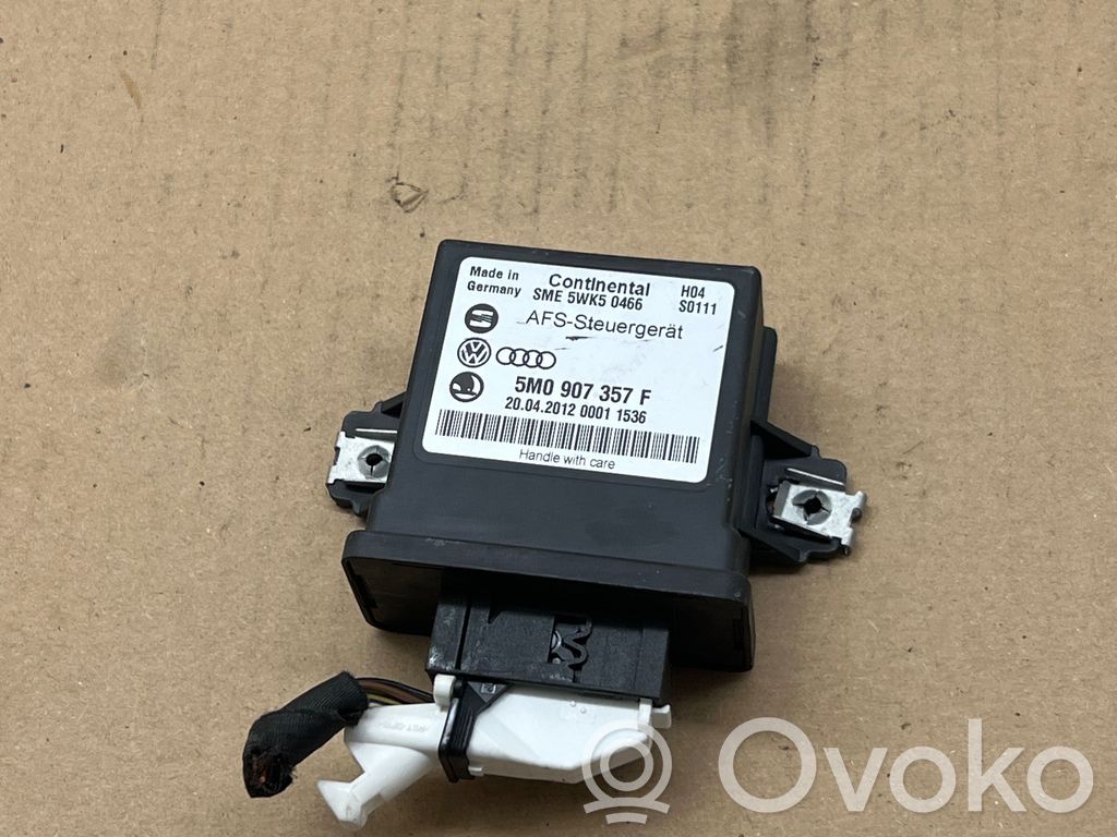Volkswagen PASSAT B7 Module d'éclairage LCM 