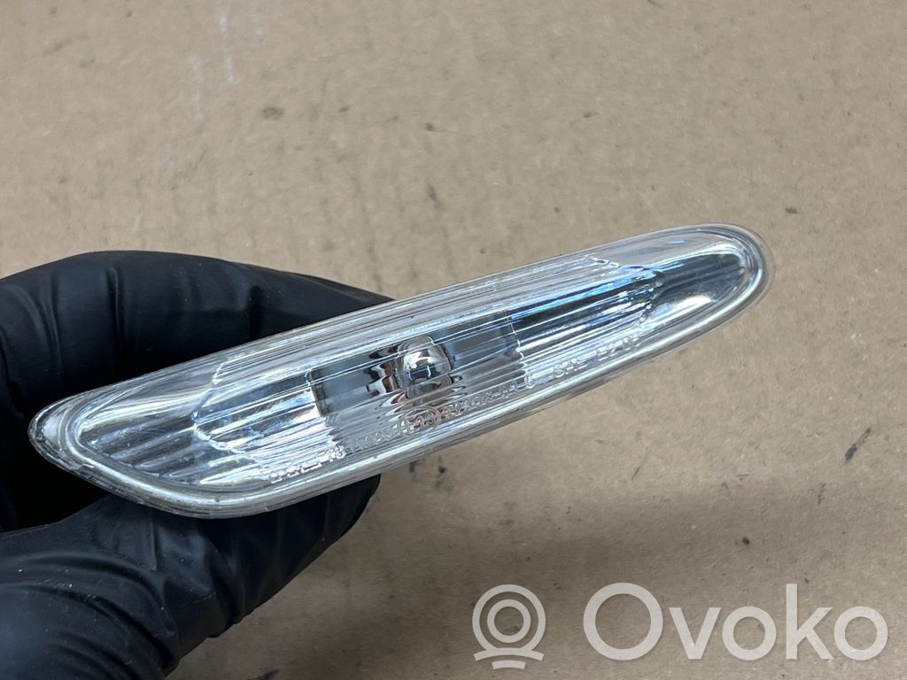 BMW 3 E90 E91 Front fender indicator light 