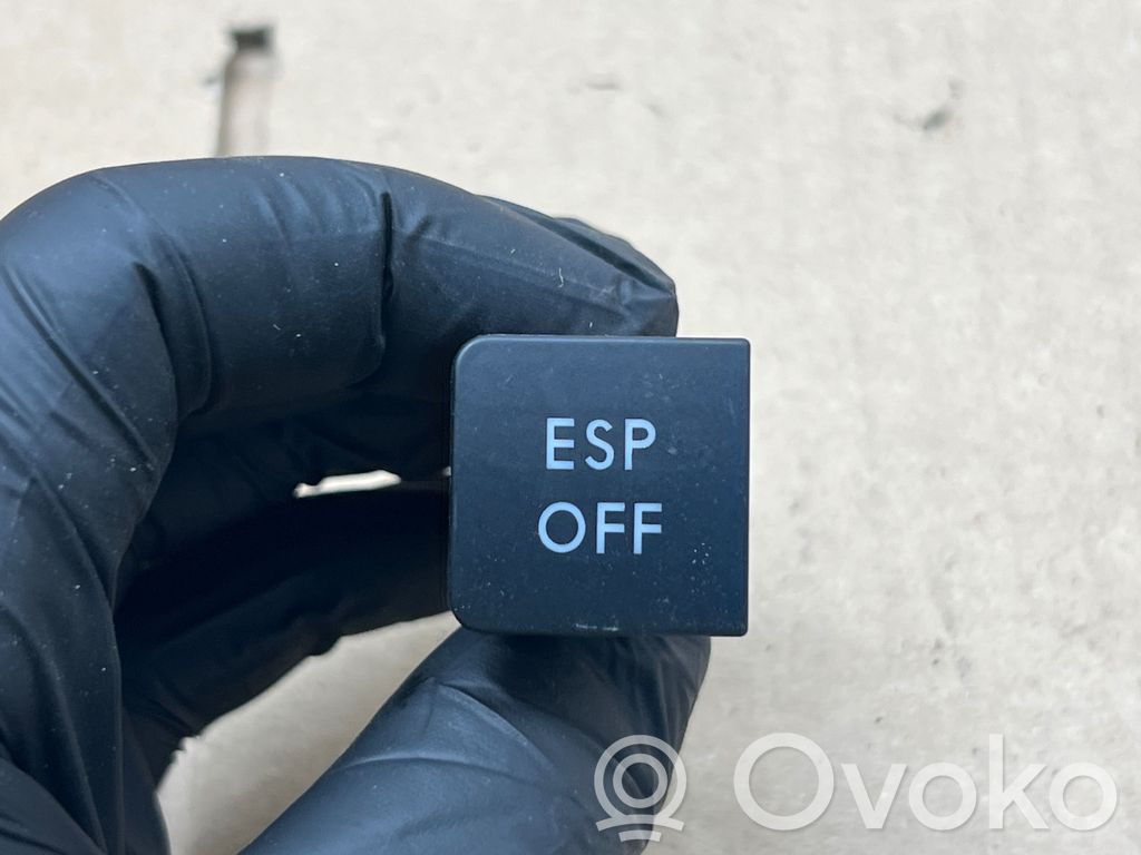 Volkswagen Golf VI ESP (stability program) switch 