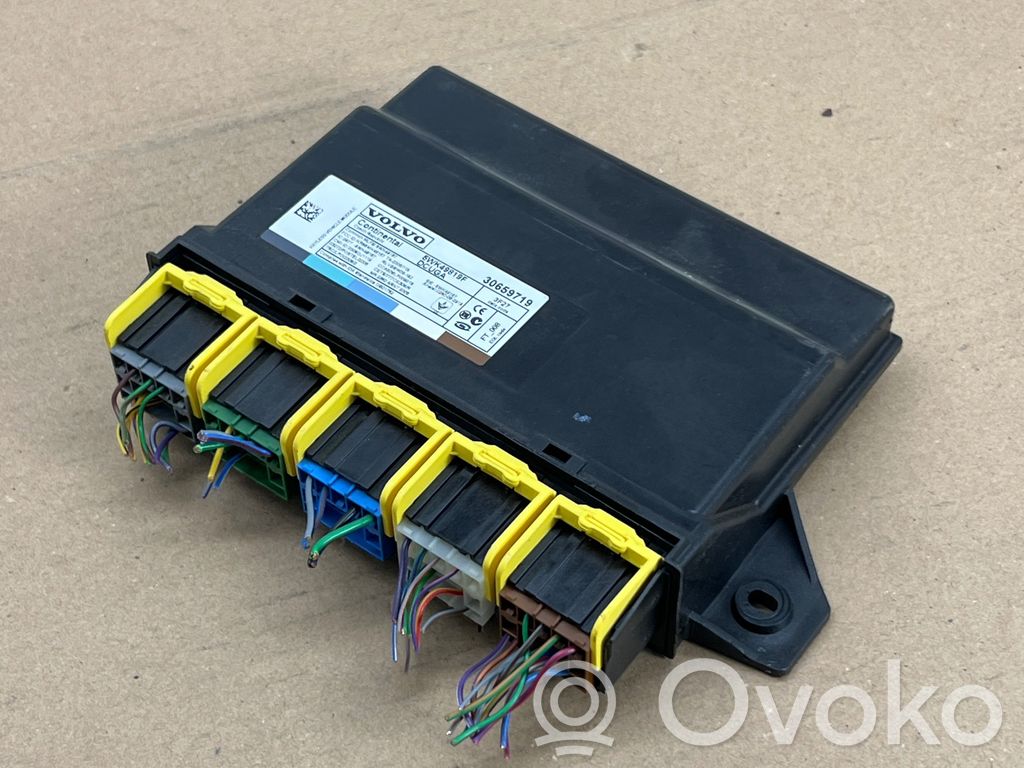 Volvo XC60 Keyless (KESSY) go control unit/module 