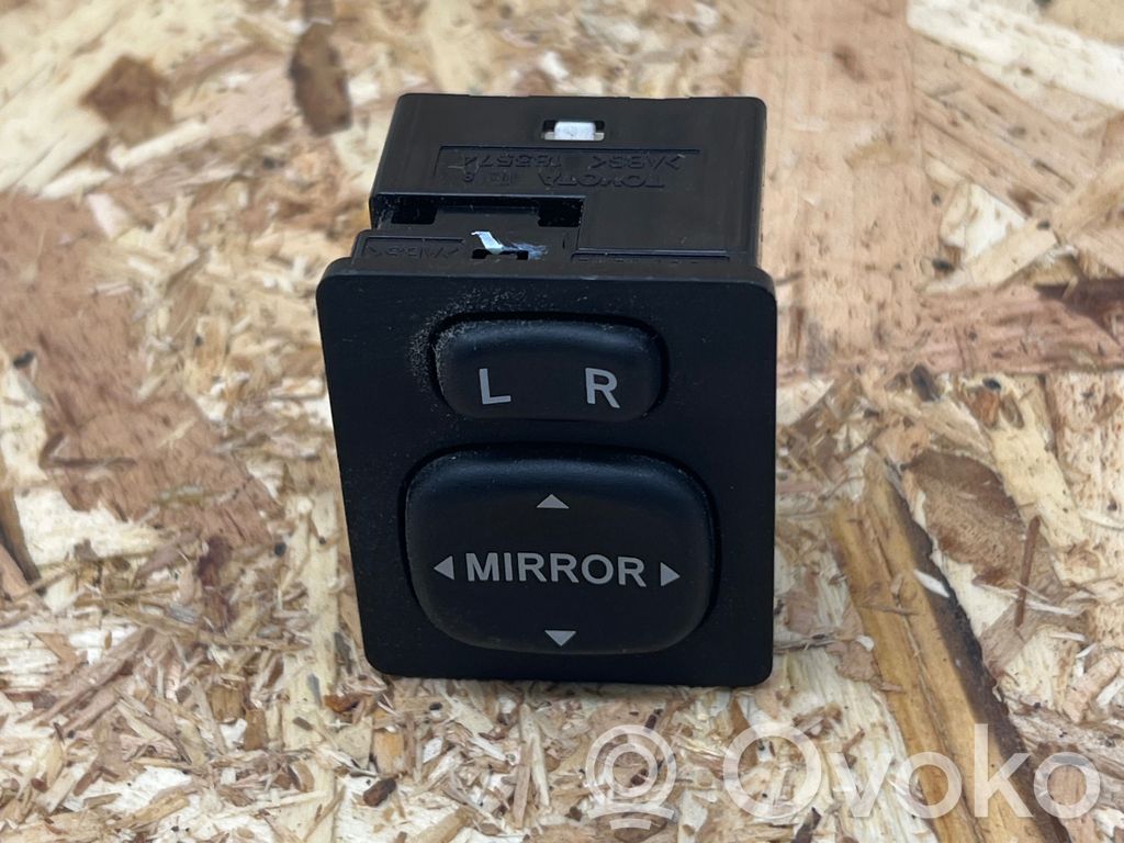 Toyota Verso Wing mirror switch 