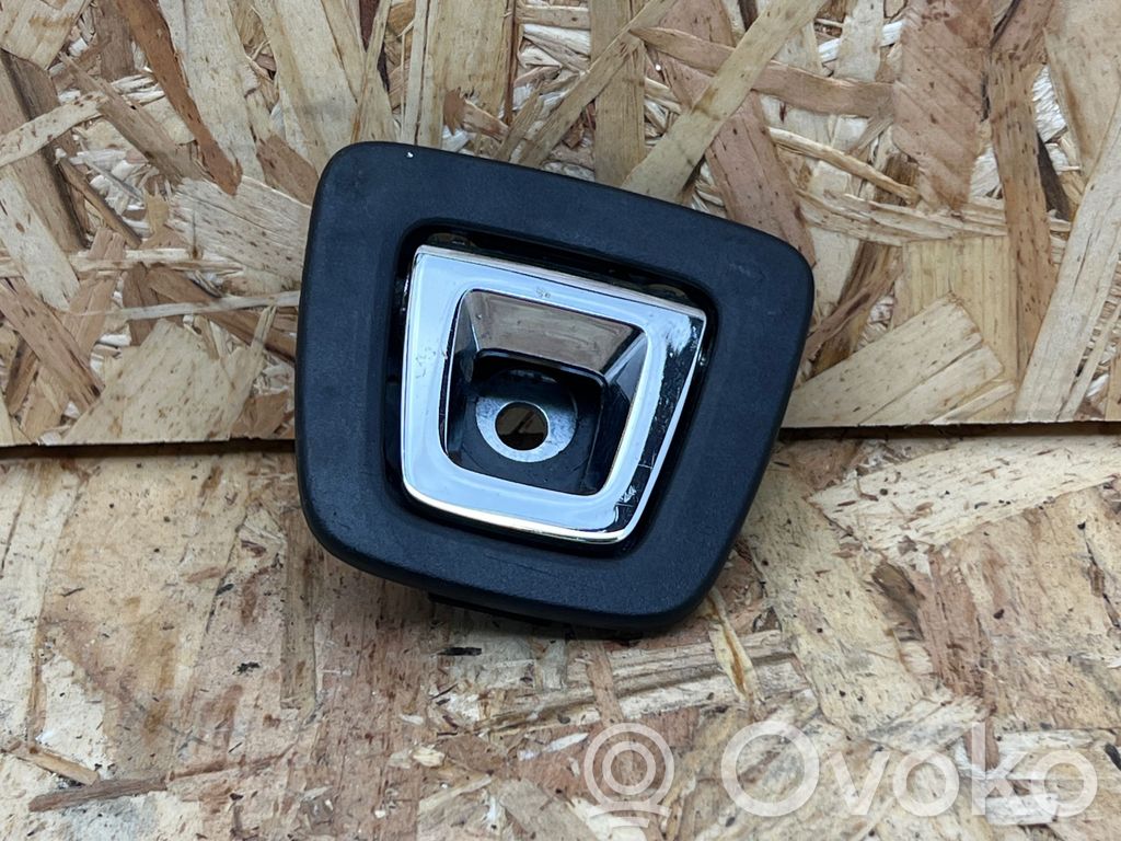 BMW 5 G30 G31 G38 Tie down hook / loop 