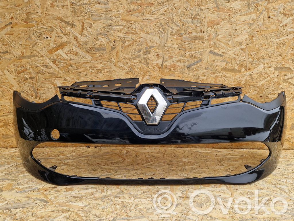 Renault Clio IV Parachoques delantero 