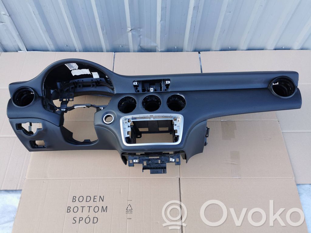 Deska rozdzielcza   A1766800601SAJBAX,A1766800601
