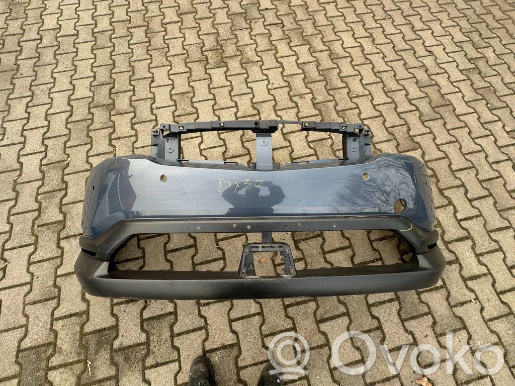 Front bumper   DN4E50031