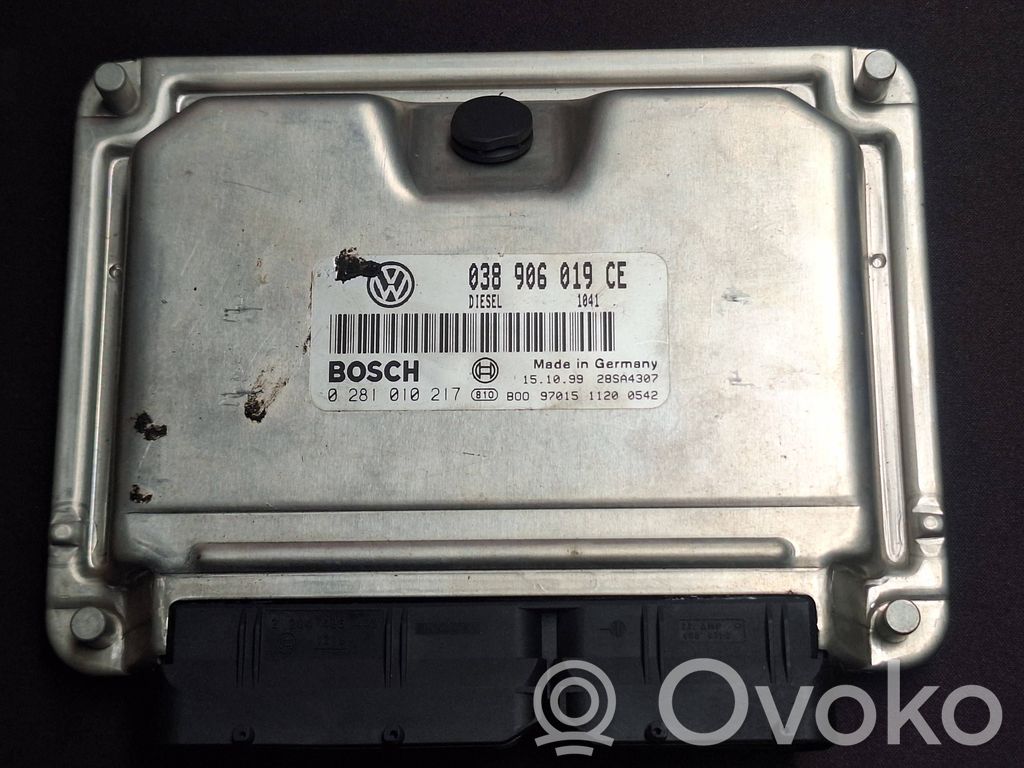 Engine control unit/module   038906019CE,28SA4307,0281010217