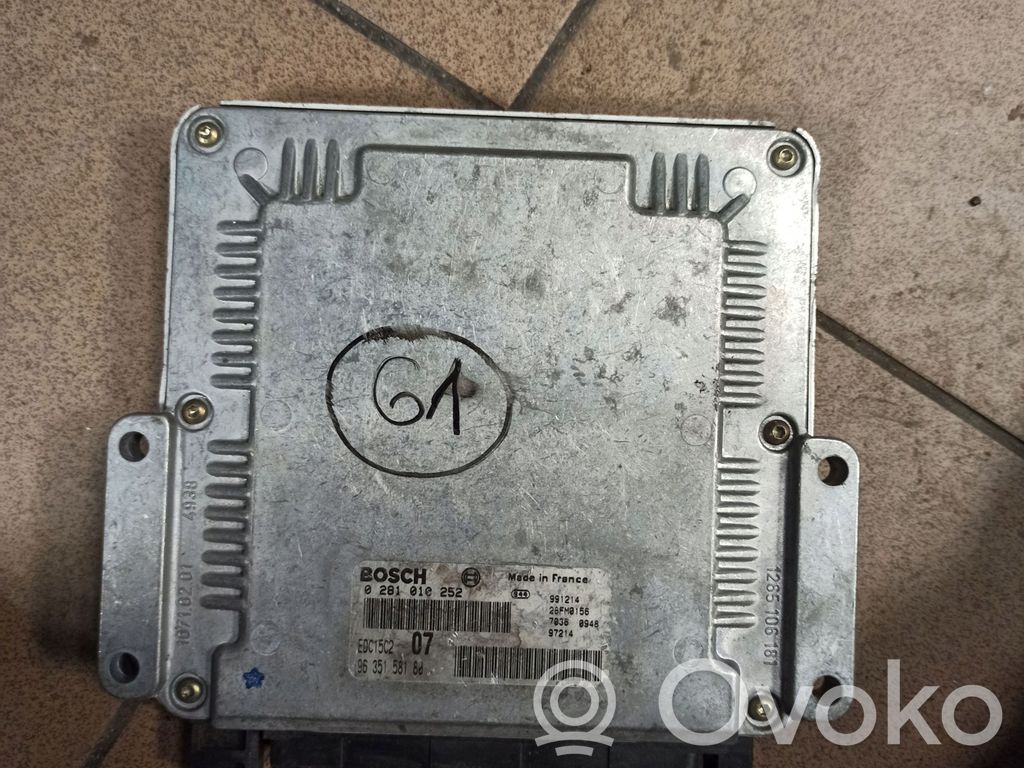 Peugeot 406 Engine control unit/module 