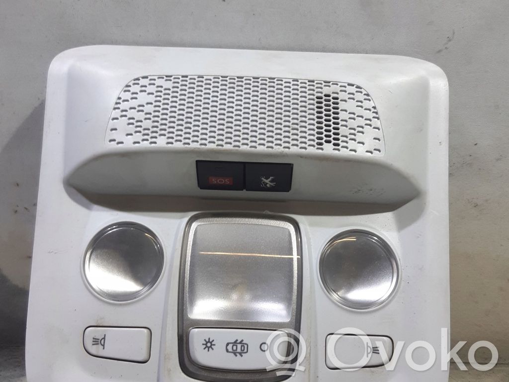 Peugeot 208 I Front seat light 