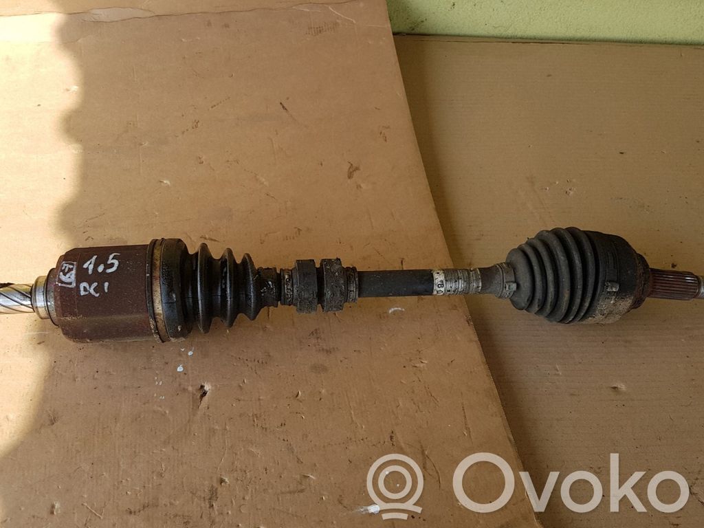 Nissan Qashqai Półoś przednia 