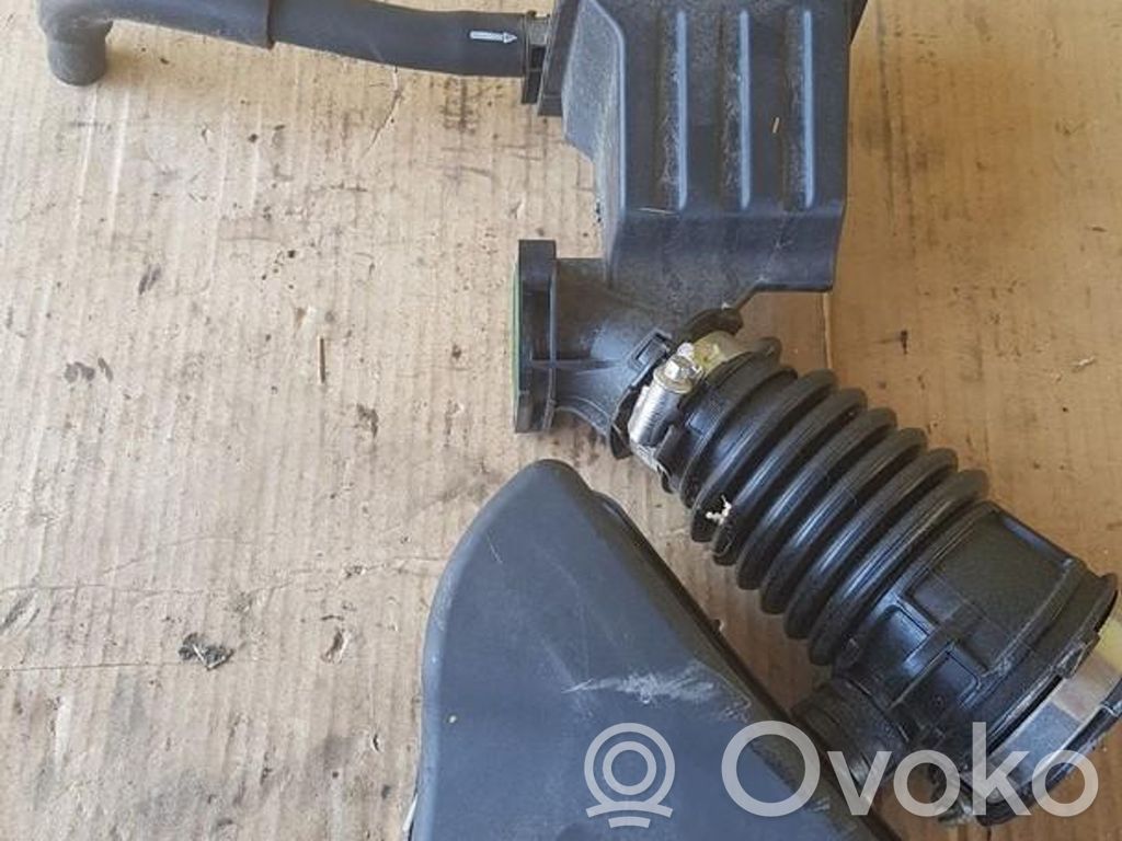 Dacia Sandero Intake resonator 