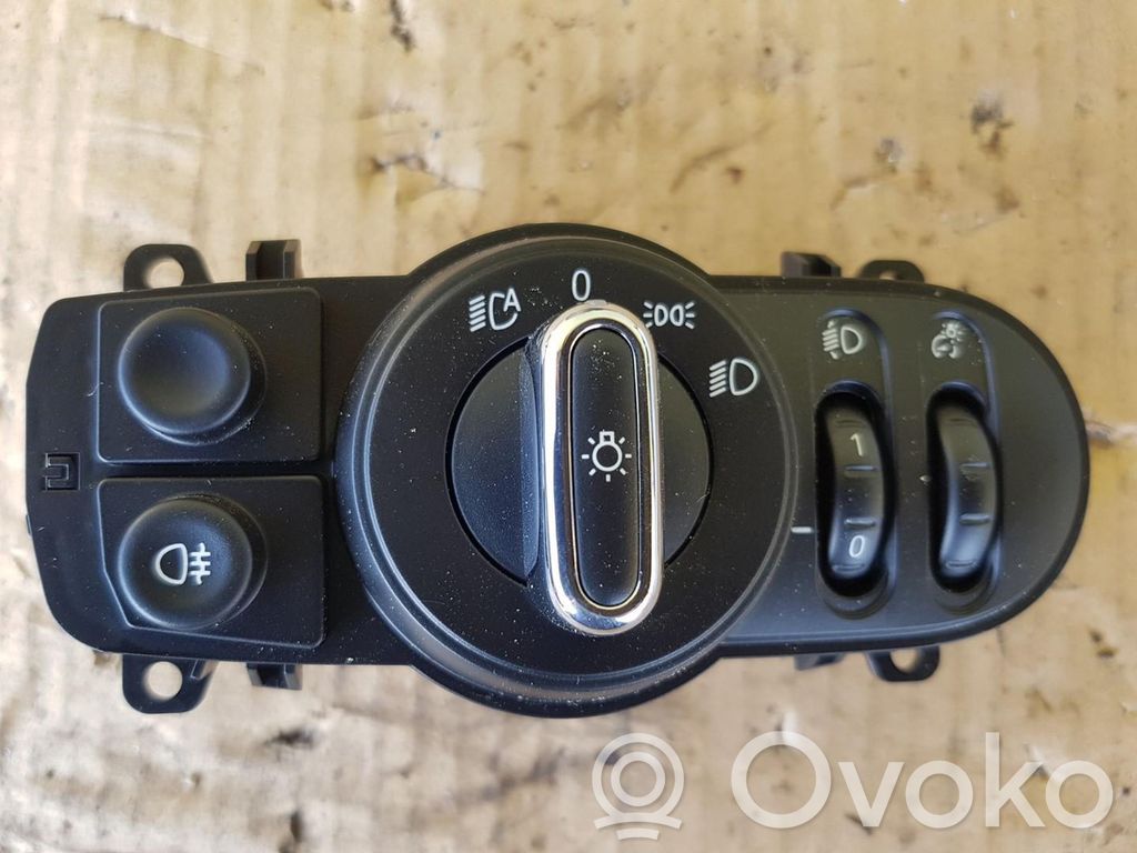 Light switch   5A25474