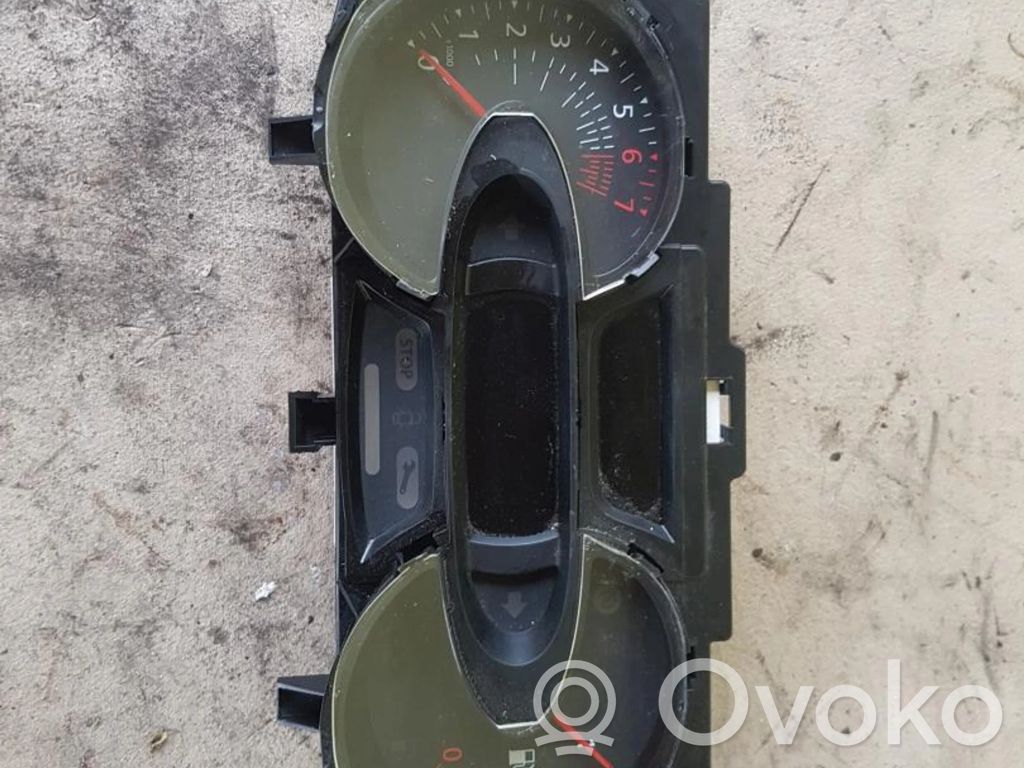 Renault Captur Geschwindigkeitsmesser Cockpit 