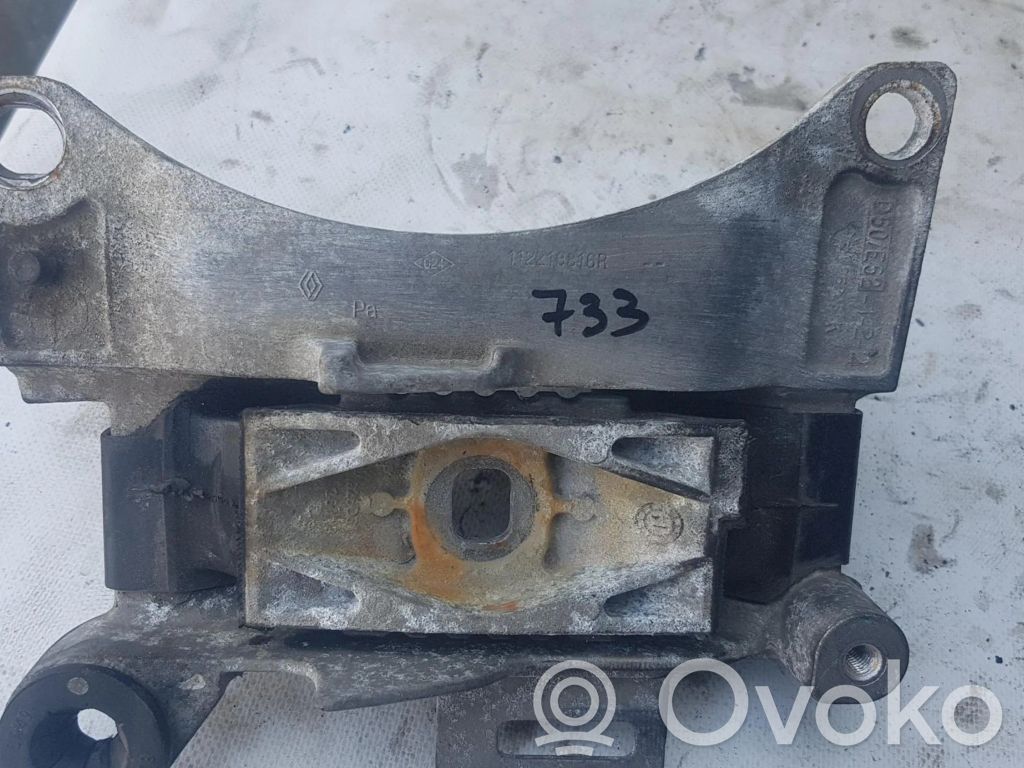 Renault Megane III Gearbox mounting bracket 