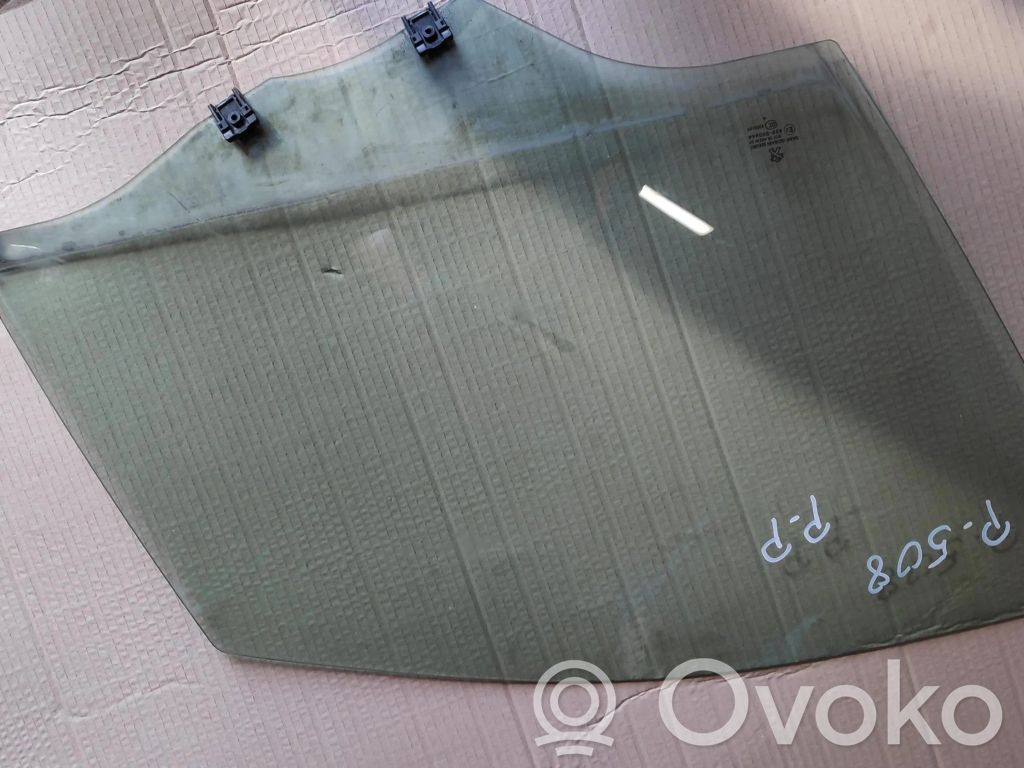 Peugeot 508 Front door window glass four-door 