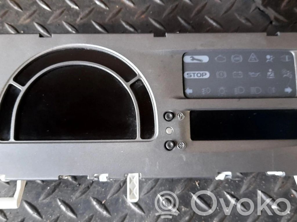 Renault Modus Speedometer (instrument cluster) 