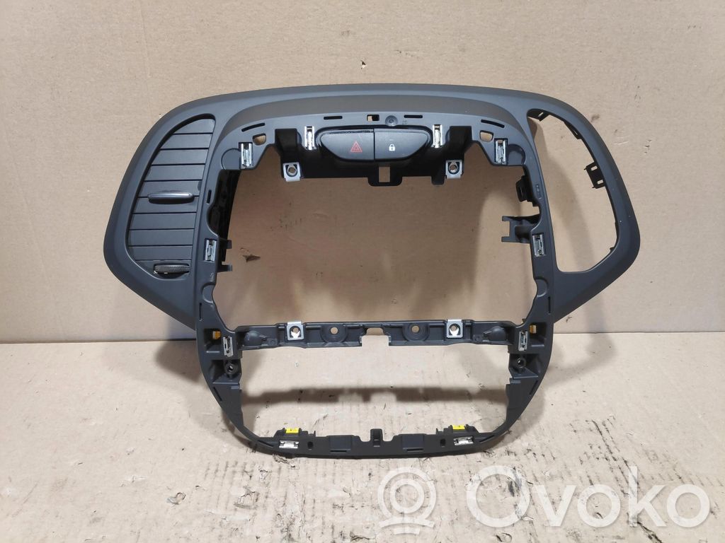 Renault Captur Revestimiento central del tablero 