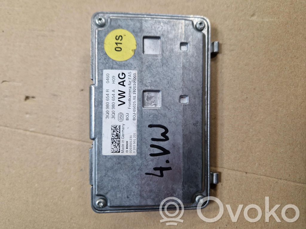 Volkswagen T-Roc Windshield/windscreen camera 