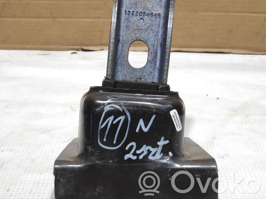 Dacia Sandero Gearbox mounting bracket 