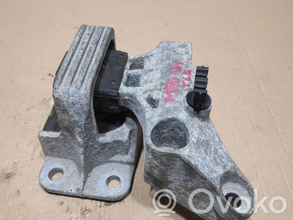 Renault Megane III Engine mount vacuum valve 