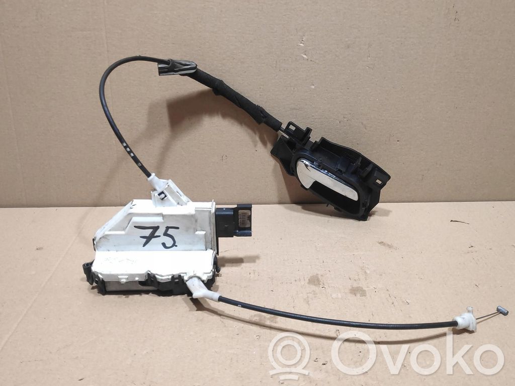 Citroen C3 Priekšpusē slēdzene 