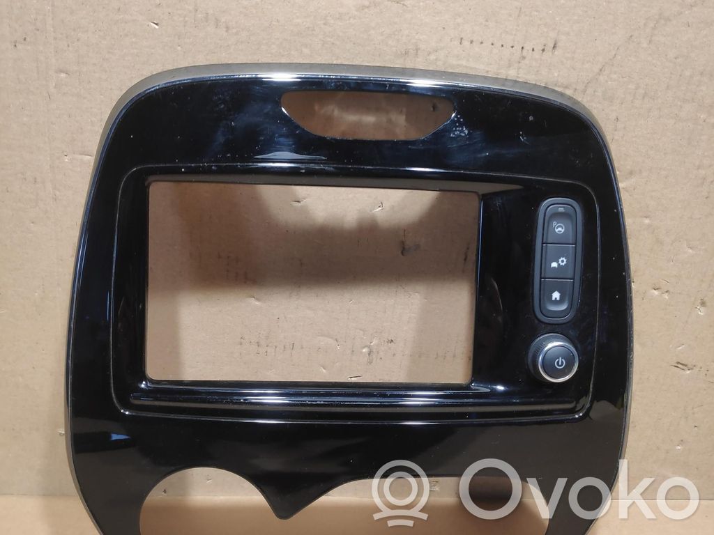 Head unit multimedia control   682701605R
