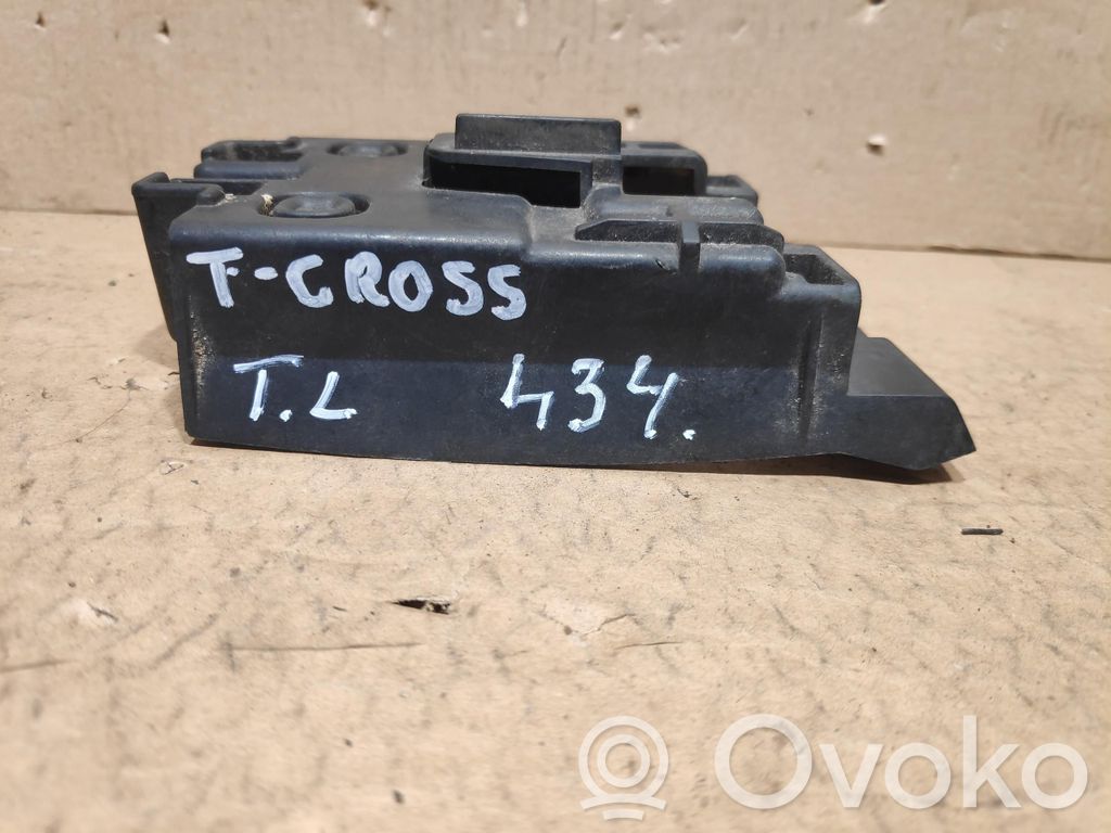 Volkswagen T-Cross Soporte de montaje del parachoques trasero 
