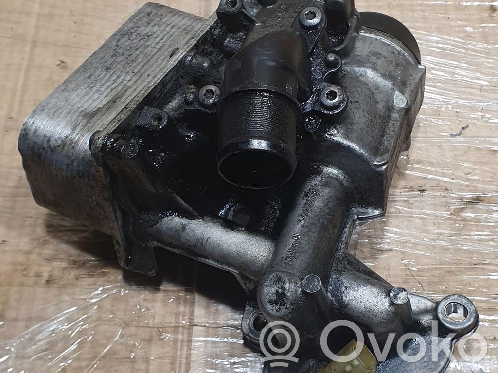 Nissan Qashqai Mocowanie / uchwyt filtra oleju 