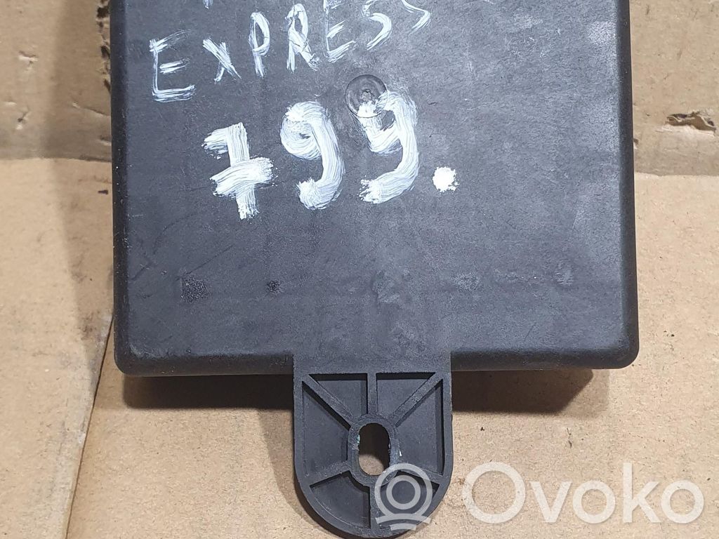 Renault Express Engine control unit/module 