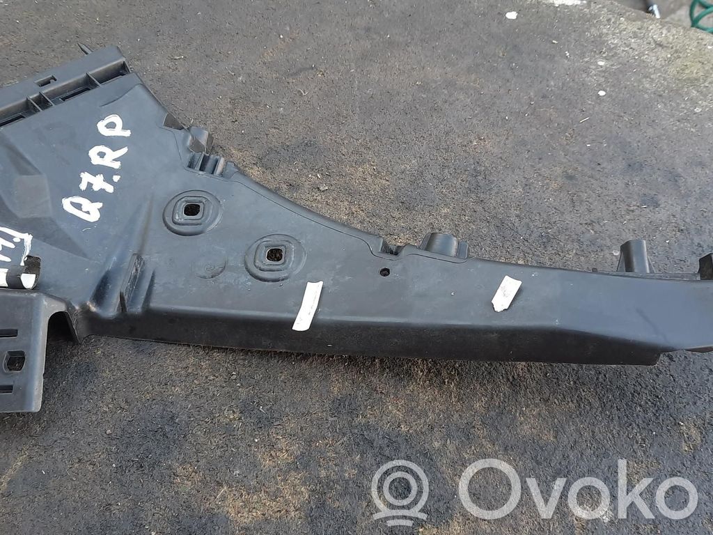 Audi Q7 4L Front bumper mounting bracket 