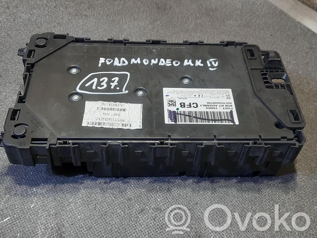 Ford Mondeo MK IV Juego de caja de fusibles 