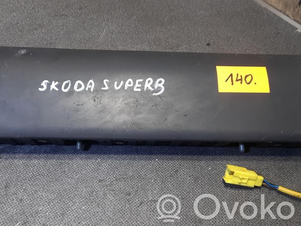 Skoda Superb B6 (3T) Airbag de las rodillas 