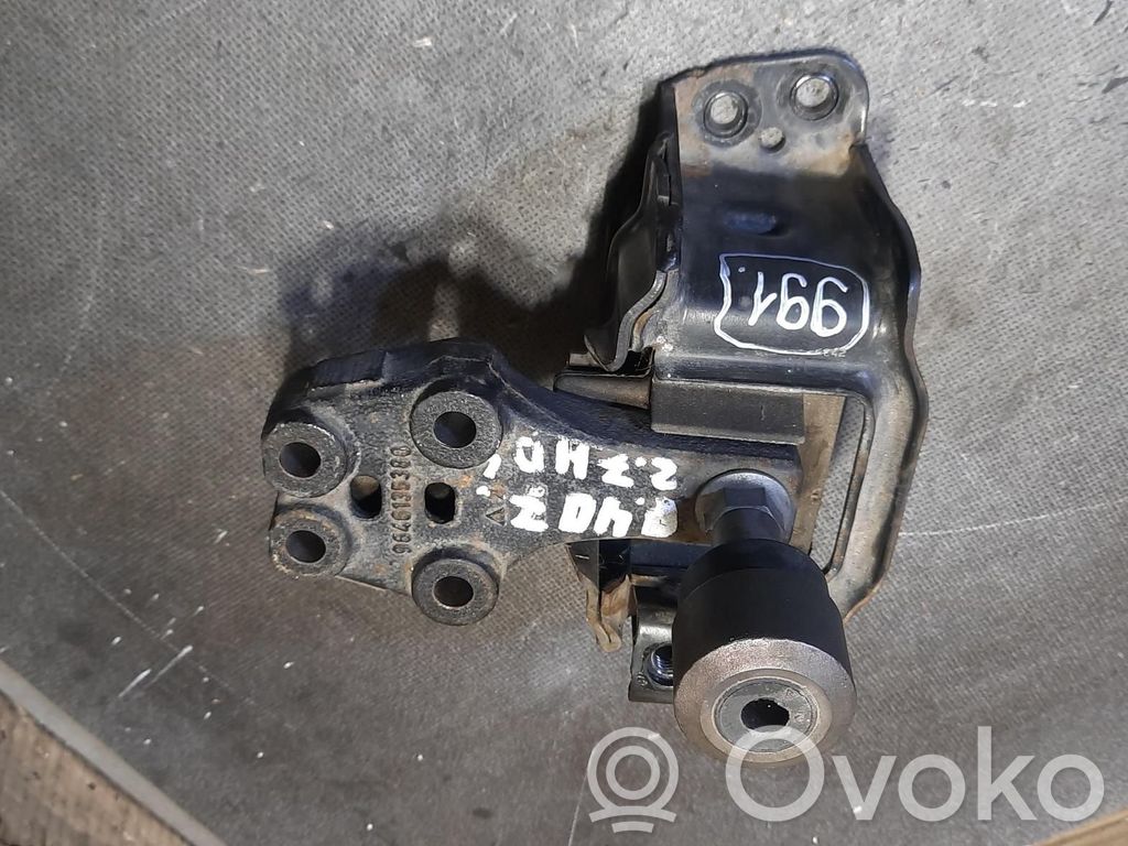 Peugeot 407 Engine mount vacuum valve 
