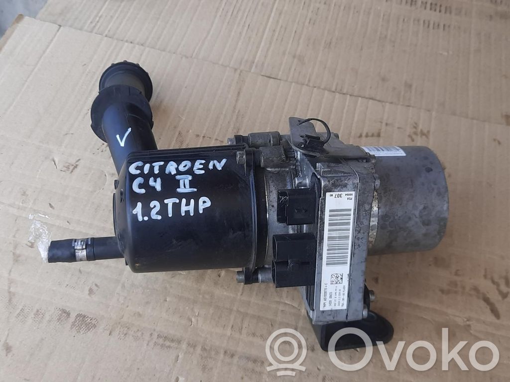 Citroen C4 II Power steering pump 
