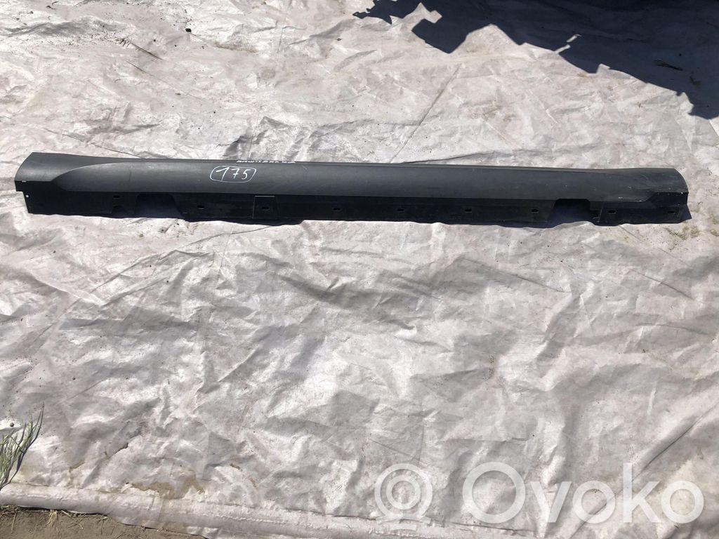 BMW X1 E84 Listón delantero (repuesto de carrocería) 