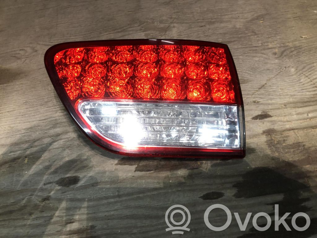 Citroen C-Crosser Takaluukun takavalot 