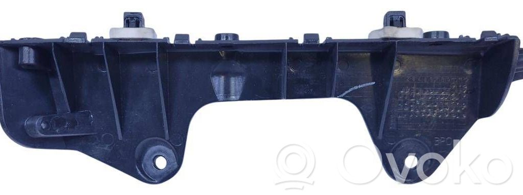 Renault Clio V Rear bumper mounting bracket 