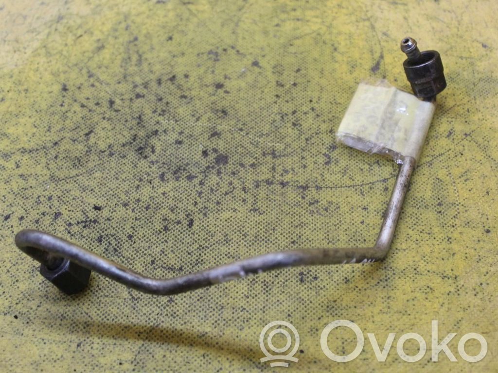 Audi A6 C7 Fuel line pipe 
