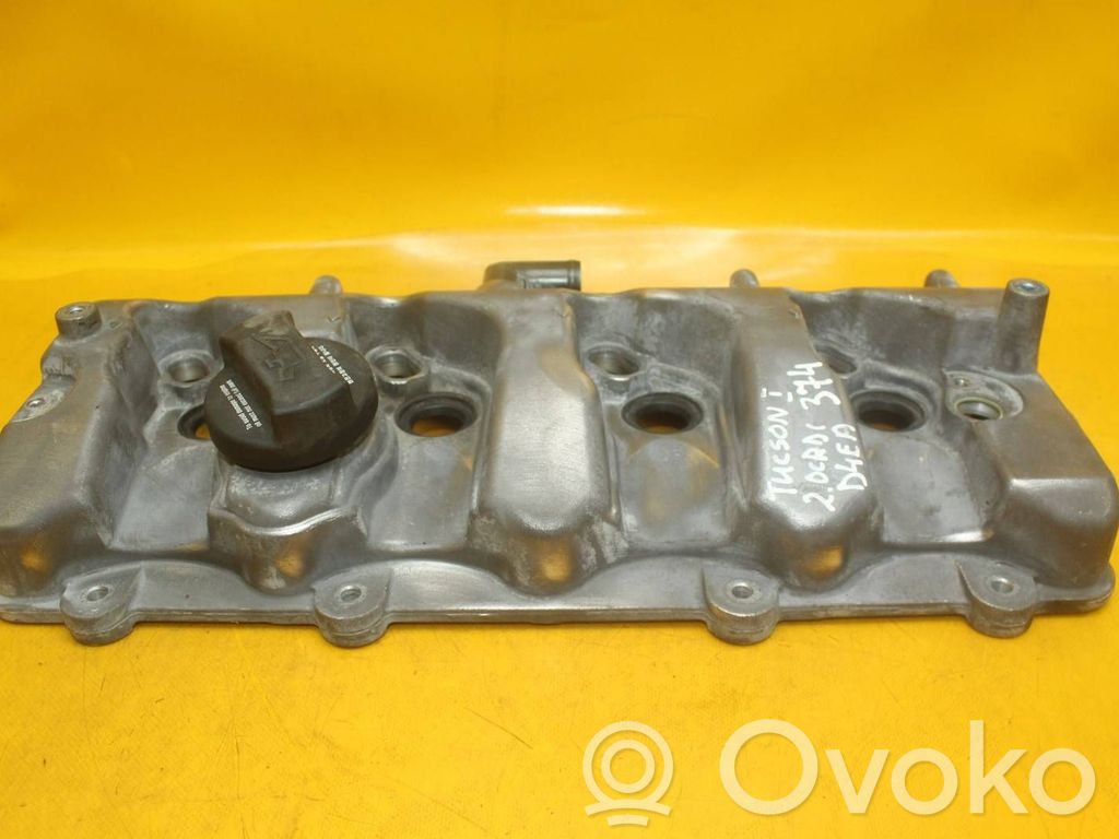 Hyundai Tucson JM Rocker cam cover 