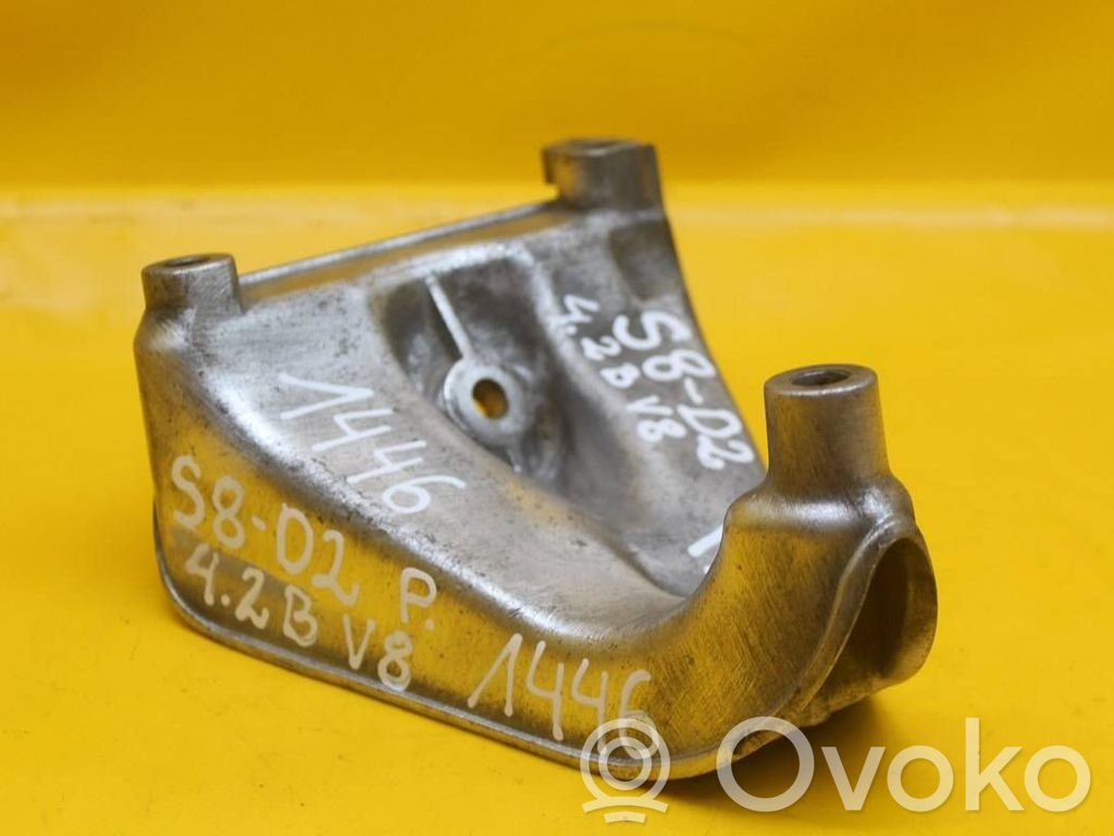 Audi A8 S8 D2 4D Engine mounting bracket 