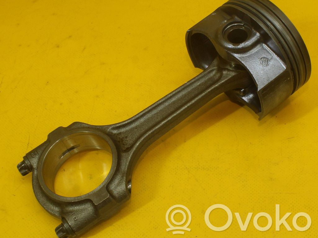 Pistón con biela   0791B