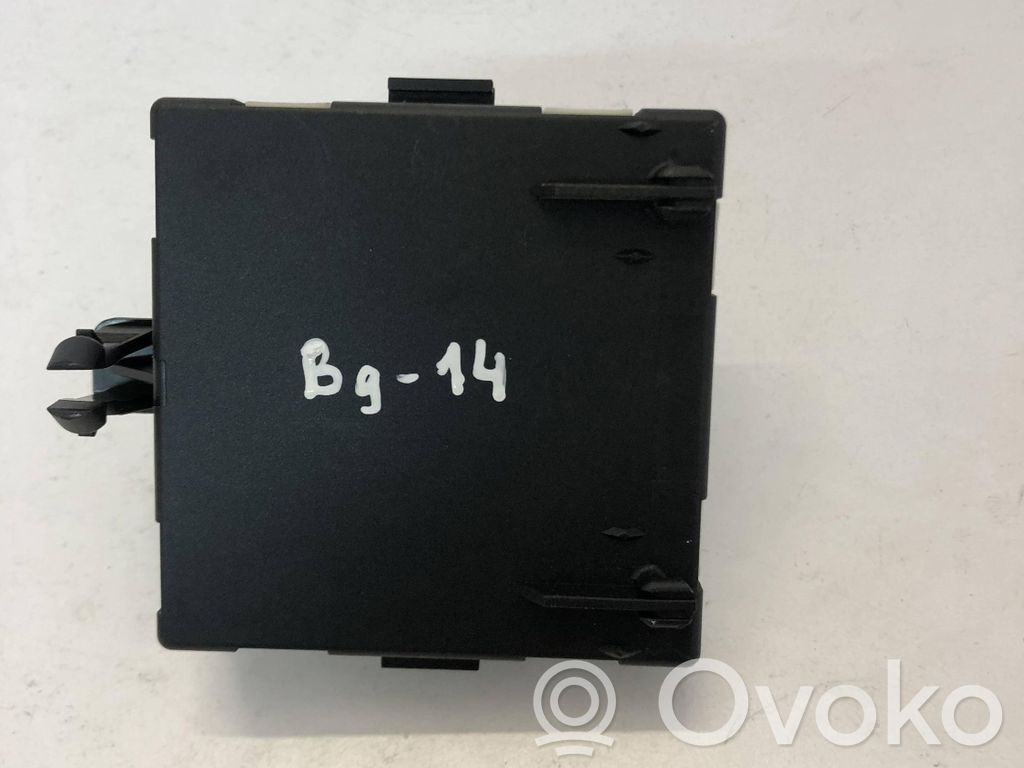 Mercedes-Benz C W205 Door control unit/module 